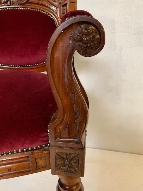 1  Unique Rectory-Seat For Dutch Vicar / Hand-Carved Wood / Red Velvet