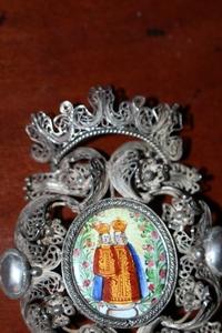 Very Rare And Unique Fully Handmade Filigrain Brooch en silver / enamelled, AUSTRIA 18 th century