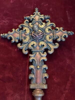 Very Rare Double Sided Cross en Wood,