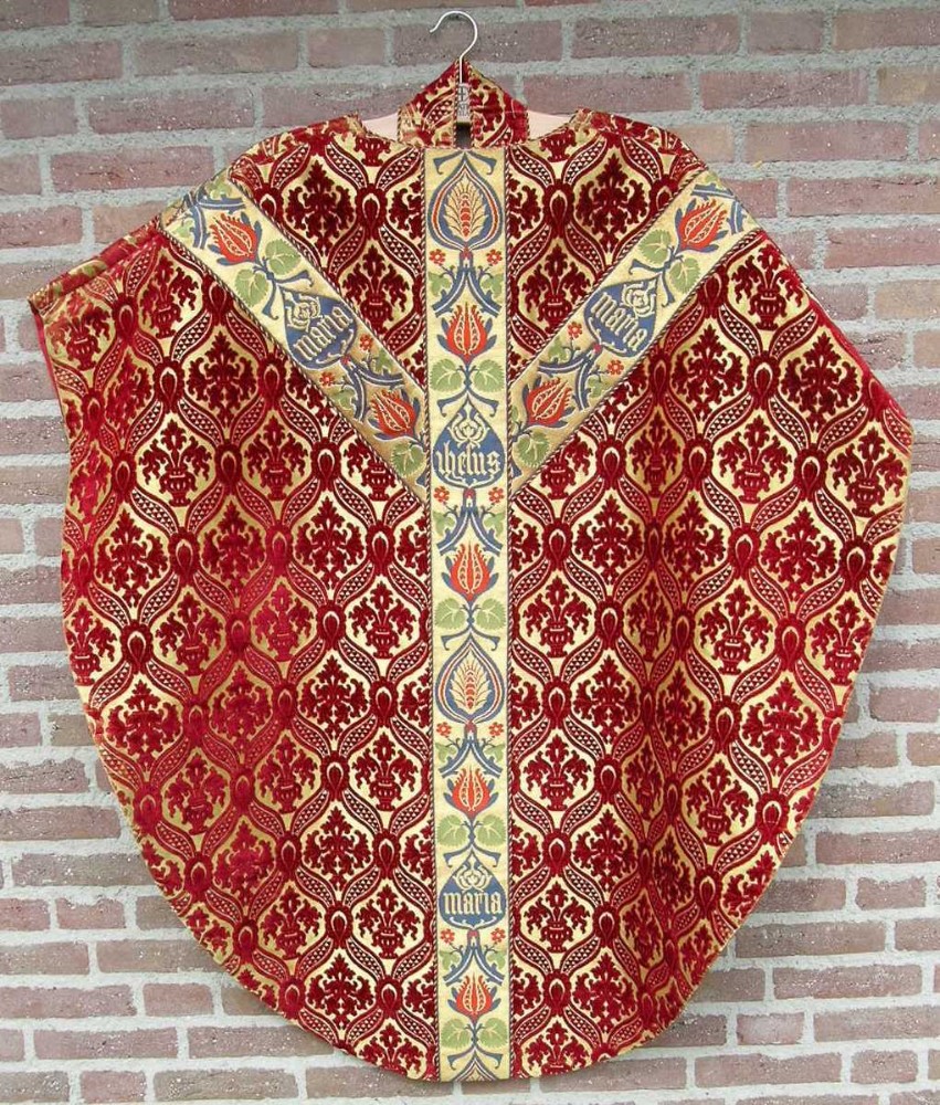1  Vestment