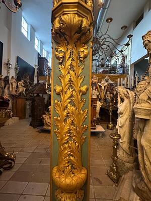 Wall Stand With Statue St. Mary en Hand - Carved Wood Polychrome , Southern Germany 20 th century