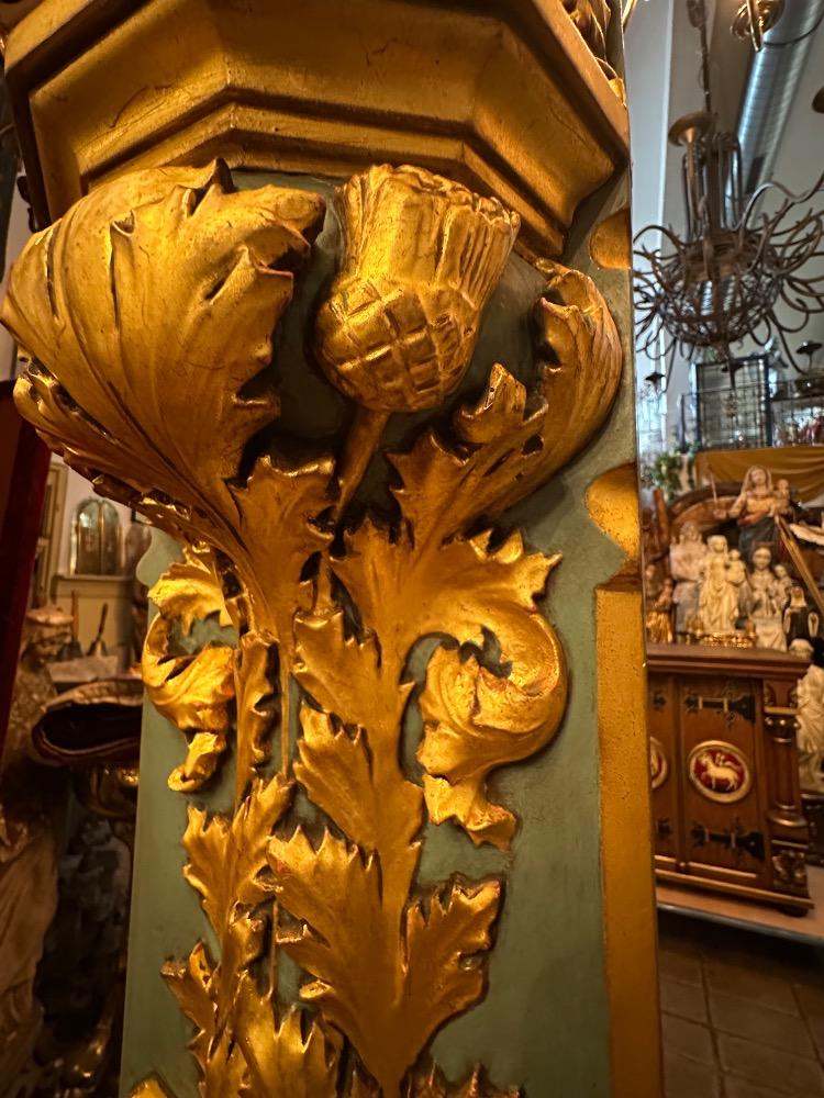 1  Wall Stand With Statue St. Mary