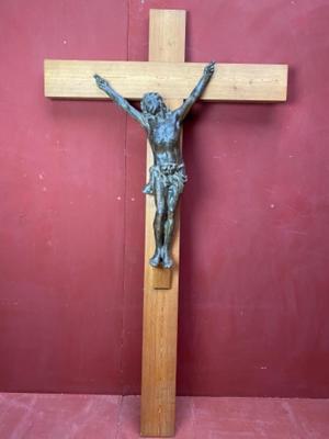 Wooden Cross With Cast Iron Corpus en Wooden Cross / Cast Iron Corpus, Belgium 19 th century