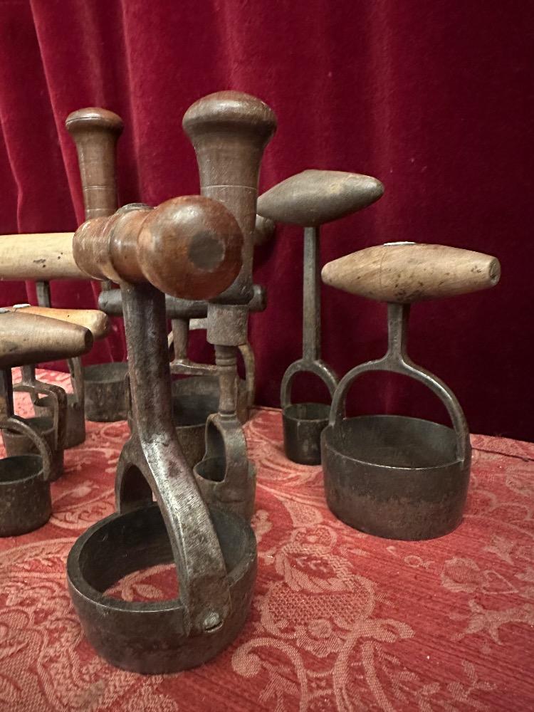 10  Die Cutting For Hosts / Museum Pieces