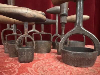 10  Die Cutting For Hosts / Museum Pieces