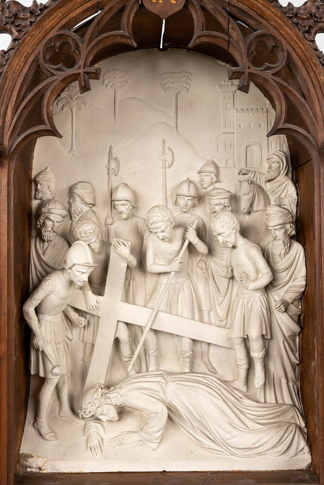 14 Gothic - Style Stations Of The Cross.