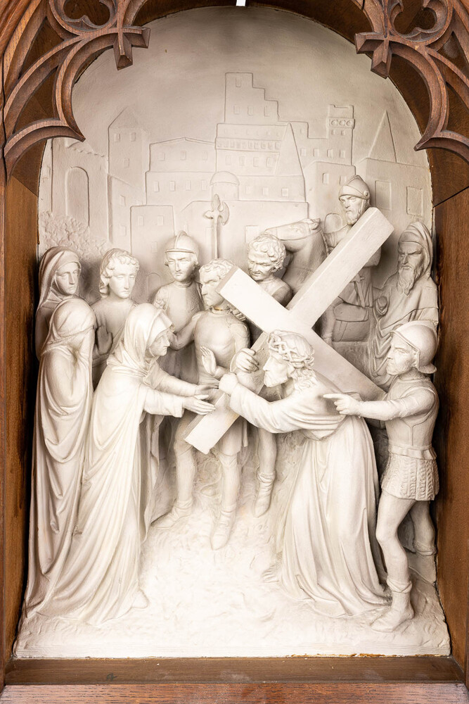14 Gothic - Style Stations Of The Cross