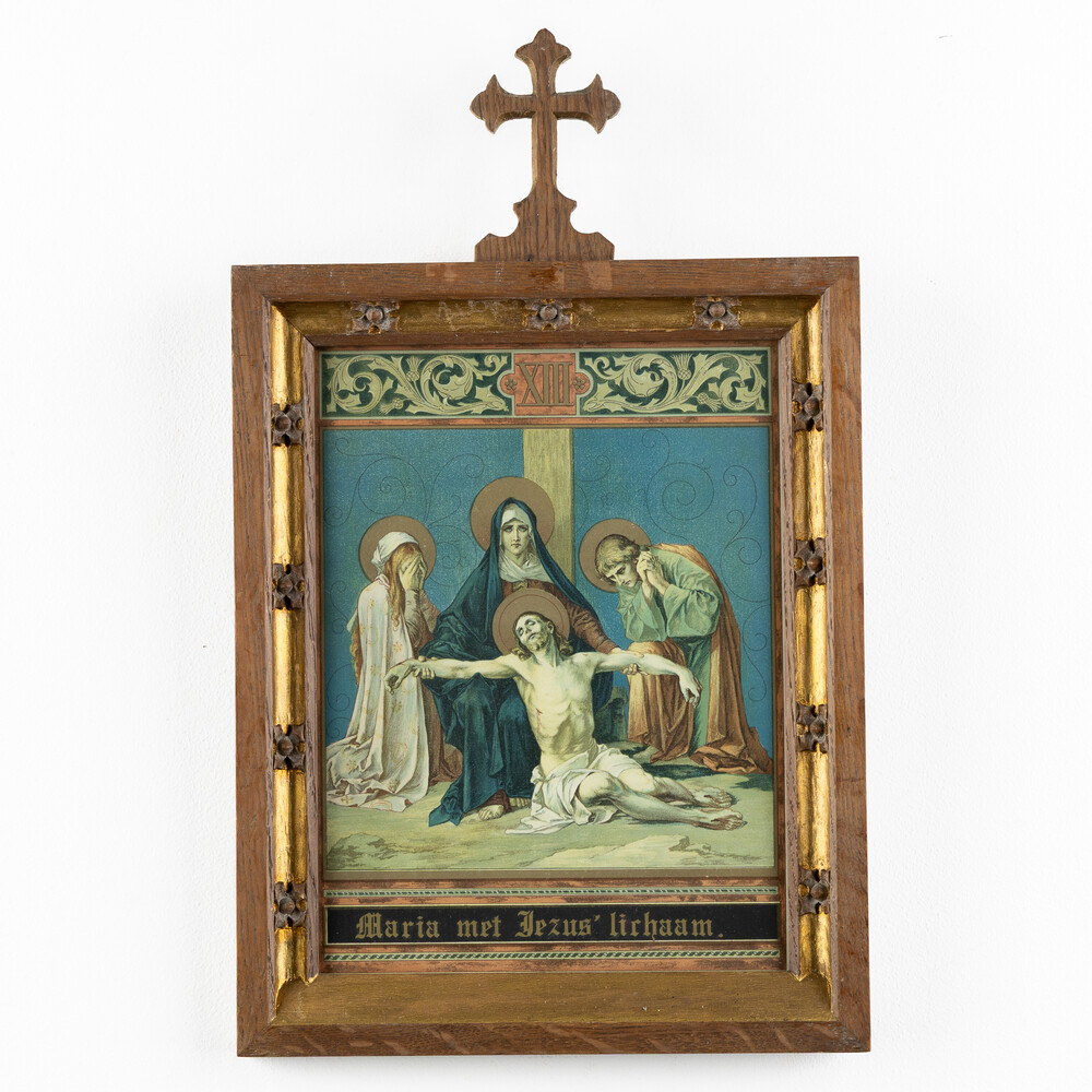 14 Gothic - Style Stations Of The Cross.