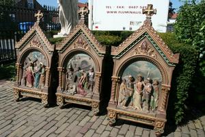 Stations Of The Cross style roman en PLASTER POLYCHROME, France 19th century