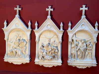 Stations Of The Cross style Romanesque en Terra-Cotta polychrome, France 19th century ( anno 1890 )