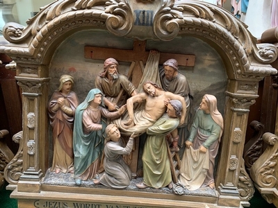 Stations Of The Cross  en Plaster polychrome, Belgium 19th century ( anno 1890 )