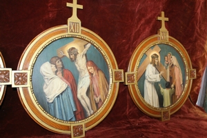 Stations Of The Cross. Signed: By M. Feurer 1930. en Hand - Painted on Zinc / Oak Frames, Belgium 20th century