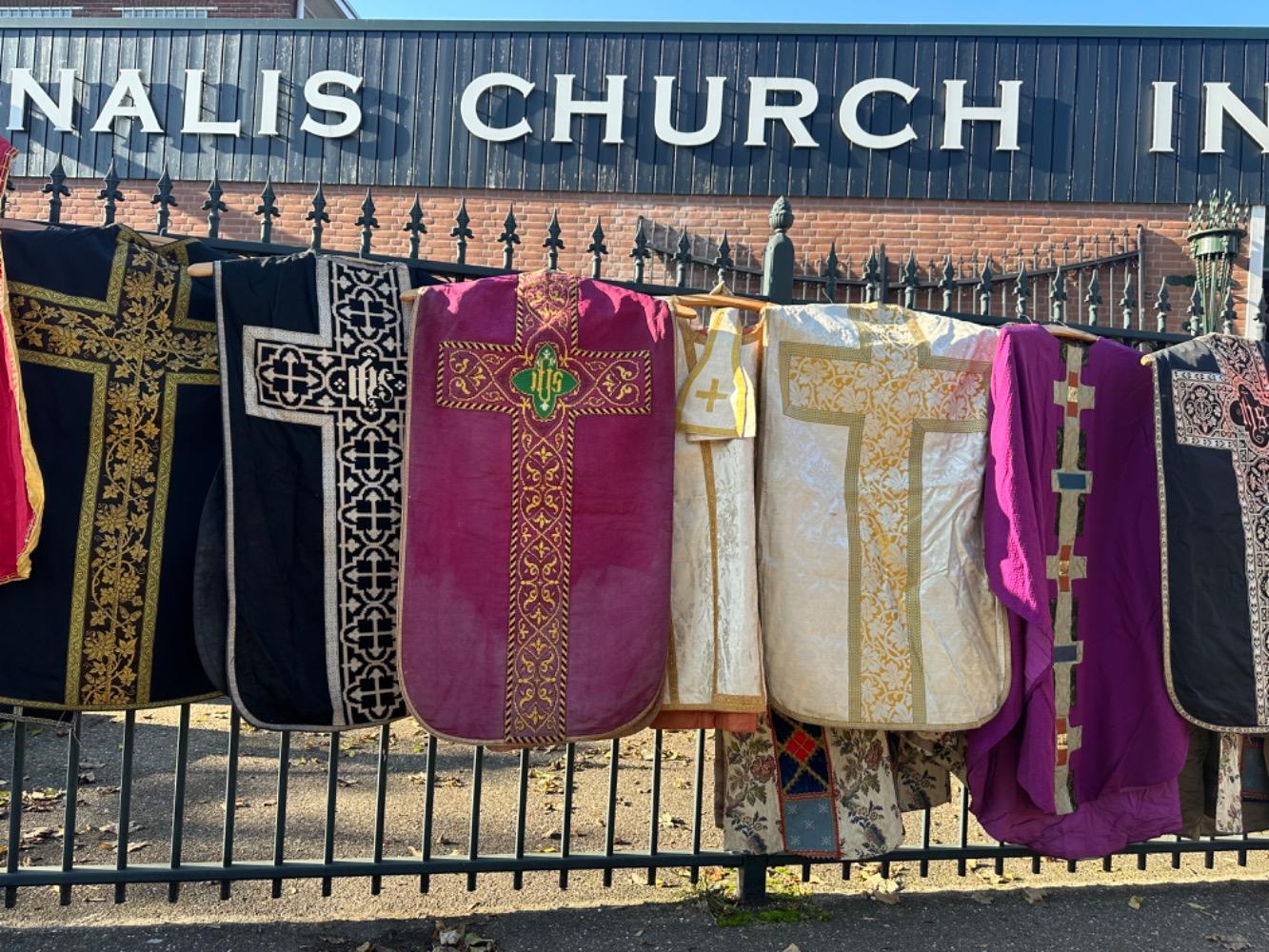 150   Collection Used Chausubles & Copes. 25 Pieces € 1450.-- 50 Pieces € 2500.-- 100 Pieces € 3850.-- 150 Pieces € 5000.--