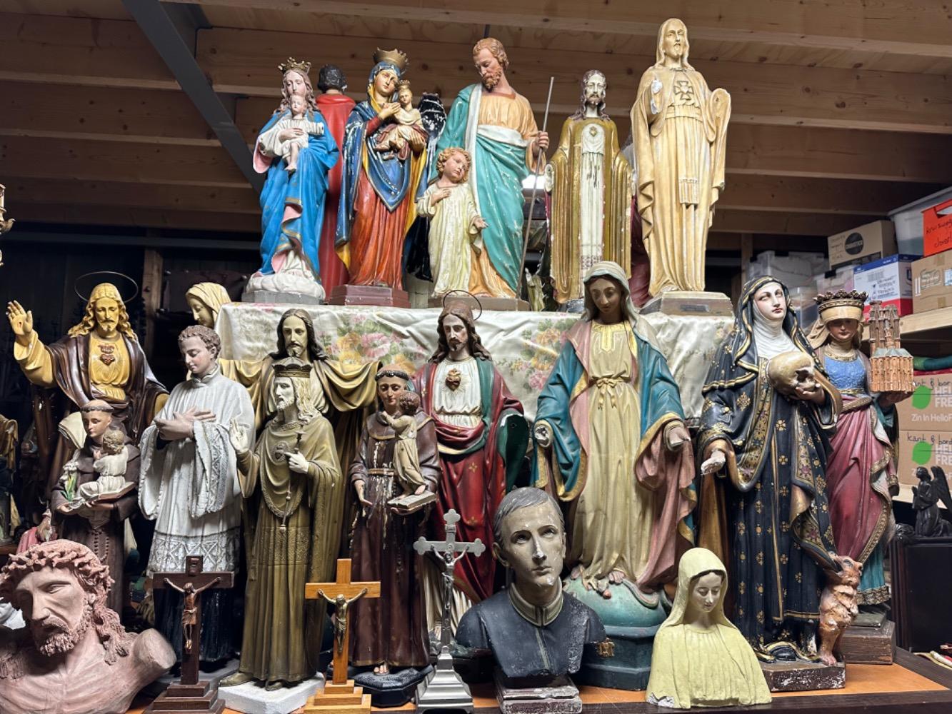 150  Formerly Private Collection Statues Restauration Needed !