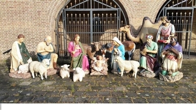 Life Size Nativity Set. Suitable For Outdoor. en Resin, 20th century