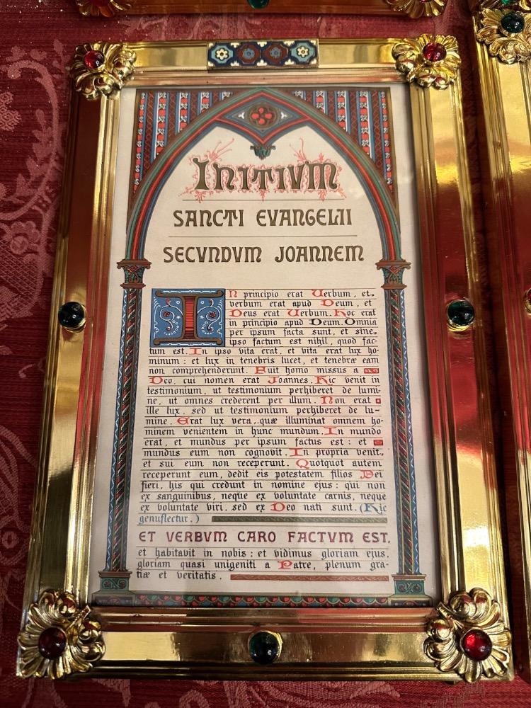 2 Gothic - Style Matching Sets Canon Boards