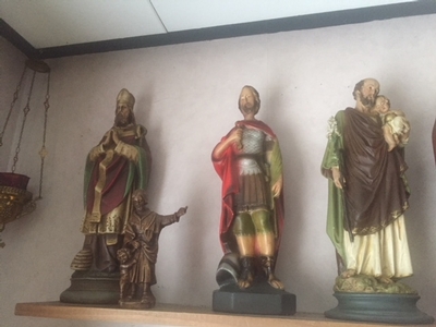 Large Collection Of Statues  en plaster polychrome, Terra - Cotta, Porcelain etc, Belgium 19th & 20th Century