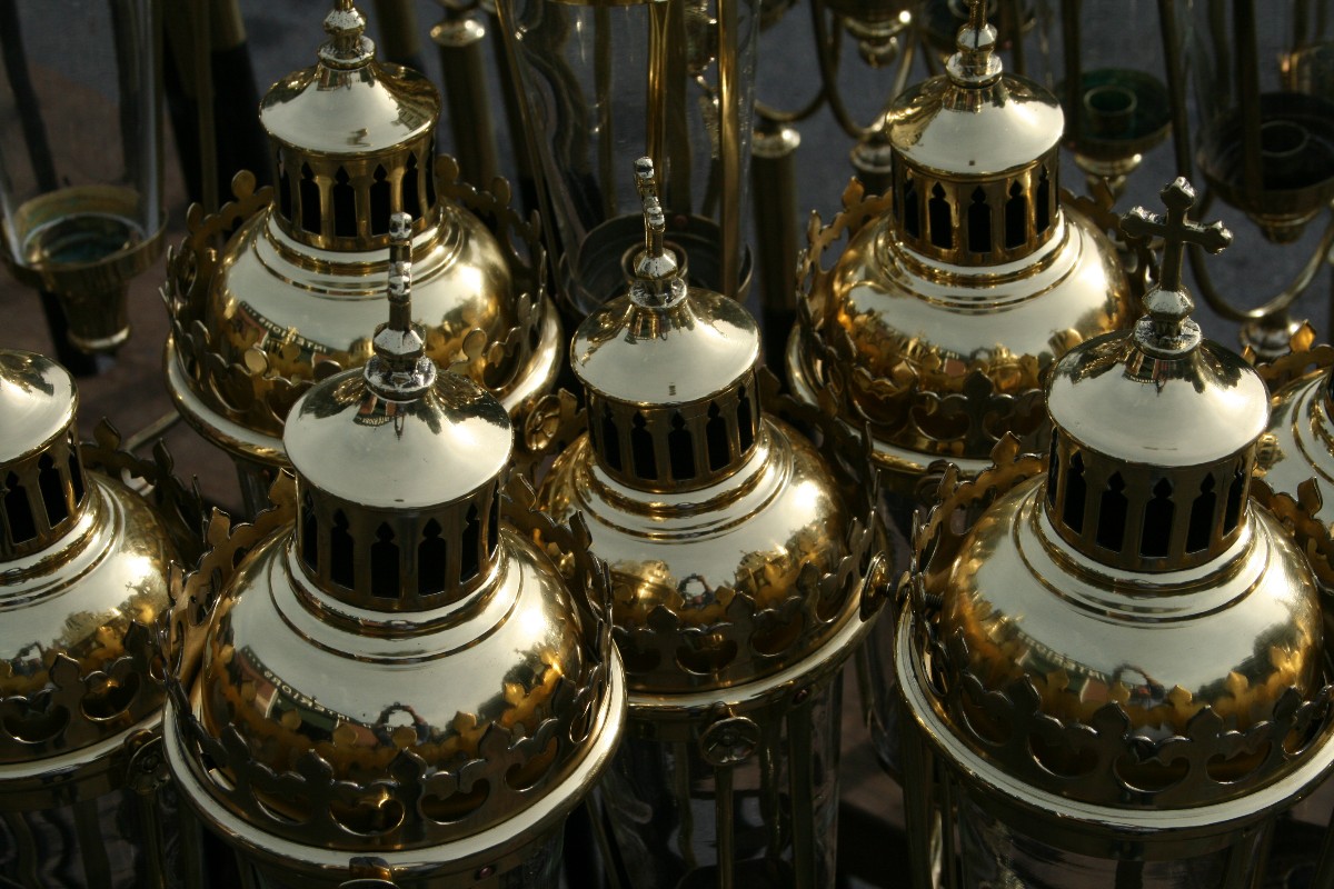 200  Procession - Lanterns