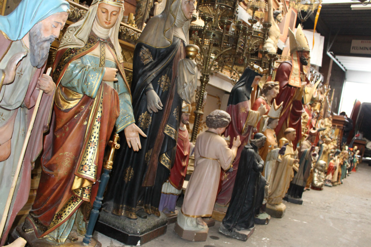 230  Large Collection Of Statues