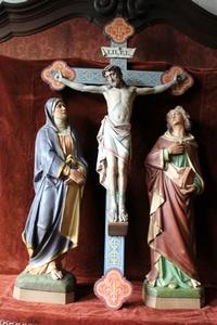 Calvary - Scene. Cross And Bases Wood Signed: Billaux - Grosse Bruxelles en plaster polychrome, Belgium 1875