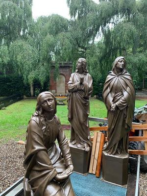 Delivery Of Calvary Scene Sandblasted And New Uv Resistand Paint.  en Cast - Iron, Belgium 19 th century