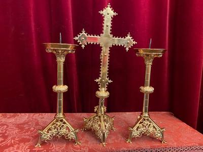 Altar - Set Candle Sticks With Matching Cross. Height Cross:  57 Cm  H X 28 Cm W.  style Gothic - style en Bronze / Polished and Varnished / Glass Stones, Belgium 19 th century ( Anno 1875 )