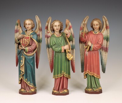 Angels  style Gothic - Style en Hand - Carved Wood , Belgium  19 th century