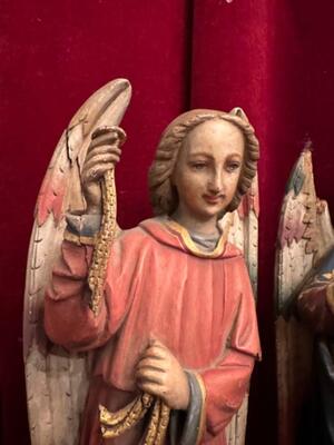 Angels  style Gothic - Style en Hand - Carved Wood , Belgium  19 th century