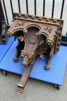 Chapel Hanging Pedestal Baldachin style Gothic - style en hand-carved wood Oak, Belgium 19th century ( anno 1870 )