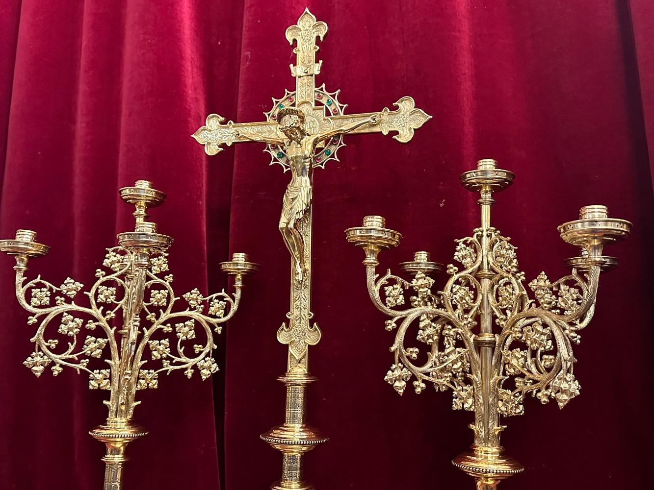 3 Gothic - Style Exceptional Altar - Set