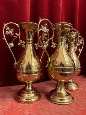 Flower - Vases style Gothic - Style en Brass / Bronze, Belgium  19 th century ( Anno 1885 )