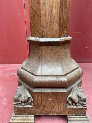 Stands style Gothic - style en Oak Wood, Belgium  19 th century ( Anno 1875 )