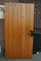 Hand Forget Iron Work Church Doors en Oak, Dutch 19th century