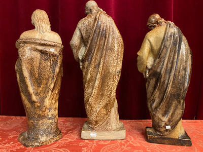 Statues By : Terraco Beesel en Terra - Cotta Glazed, Beesel Netherlands 20 th century