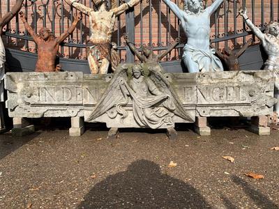 Stunning Fully Hand-Carved Sandstone Ornament en hand-carved Sandstone, Belgium 19th century