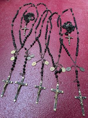Multiple Lot Of Large Rozaries From Sisters  - Monastery Medallions & Applications style Classicistic en Bronze / Ebony, Netherlands 19 th century