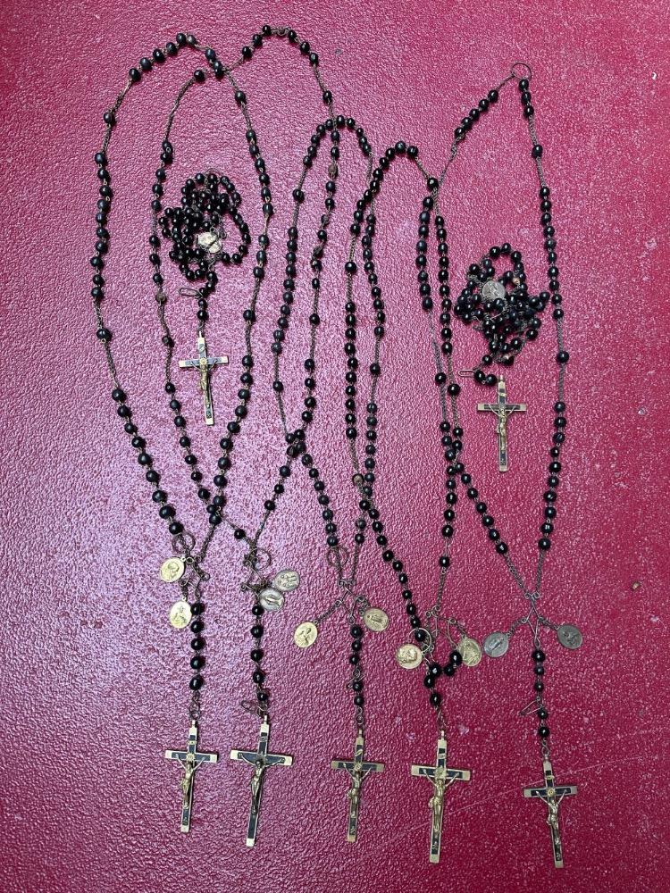 30 Classicistic Multiple Lot Of Large Rozaries From Sisters  - Monastery Medallions & Applications