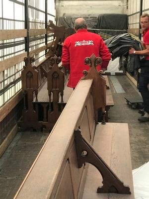 Loading 34 Pews Form Holy Heart Church Boxtel Netherlands September 2017 style Gothic - style en Oak wood, Dutch 19th century