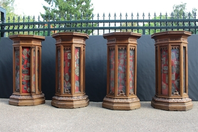 Exceptional And Extreme Rare Series Of 4 Cabinet Stands Inside Cylinders With Hundreds Of Silver Ex Voto S style Baroque en Oak wood / EX VOTO SILVER, Belgium 1890