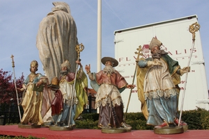 Statues Of The Four Fathers Of The Church style baroque en hand-carved wood polychrome, 17 th century