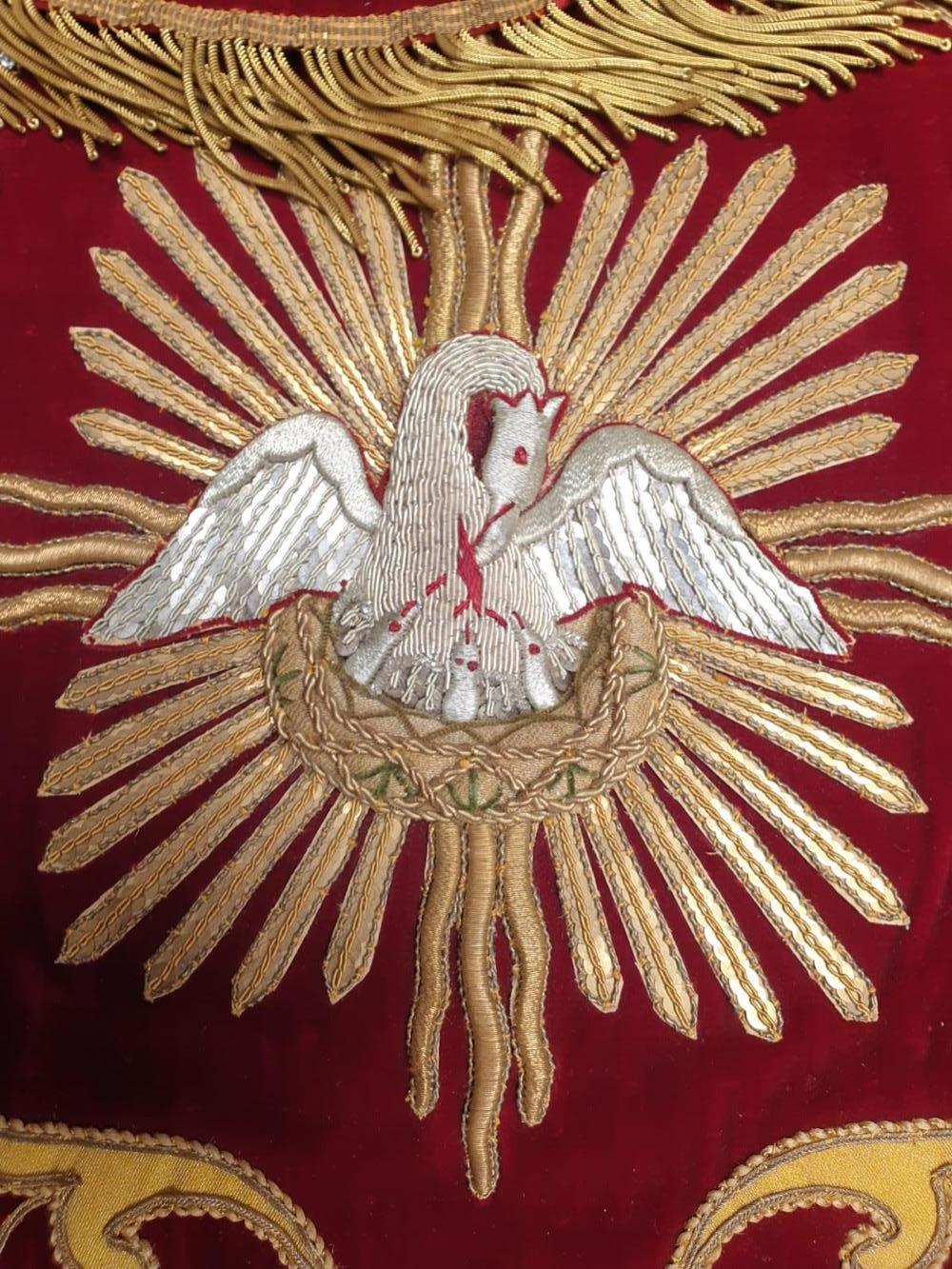 4 BAROQUE-STYLE Exceptional And High Quality Complete Canopy Ornaments.