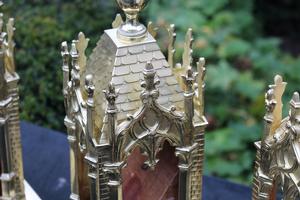 “Full Bronze Reliquaries” style gothic en Brass / Bronze, France 19th century