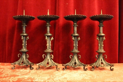 4 Gothic - style Candle Sticks Measures Without Pin