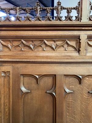 Choir Seats  style Gothic - Style en Oak Wood , Belgium  19 th century