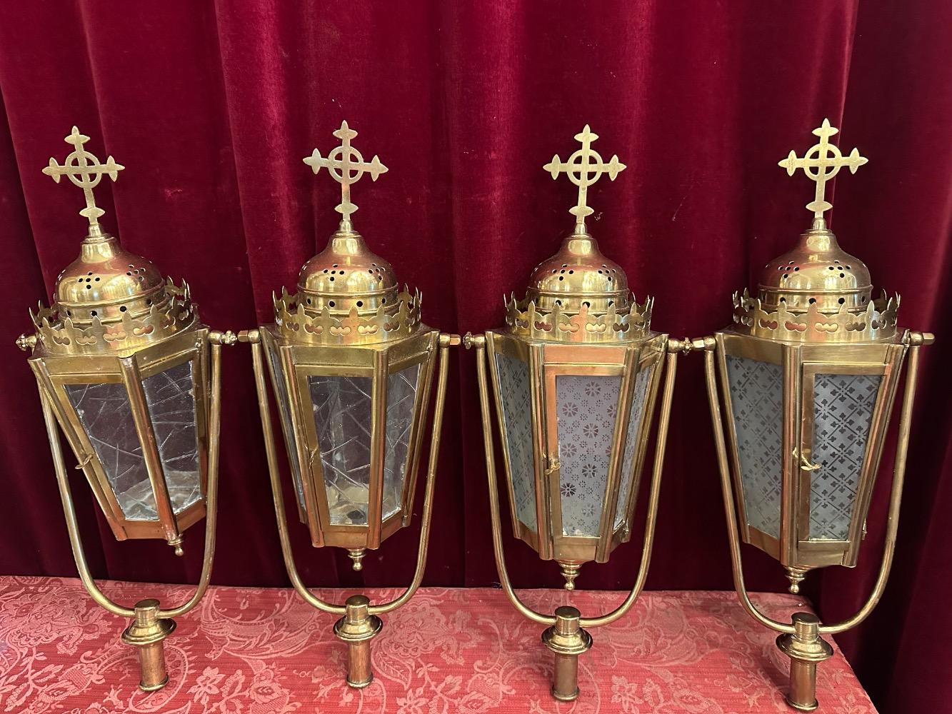 4 Gothic - style Lanterns