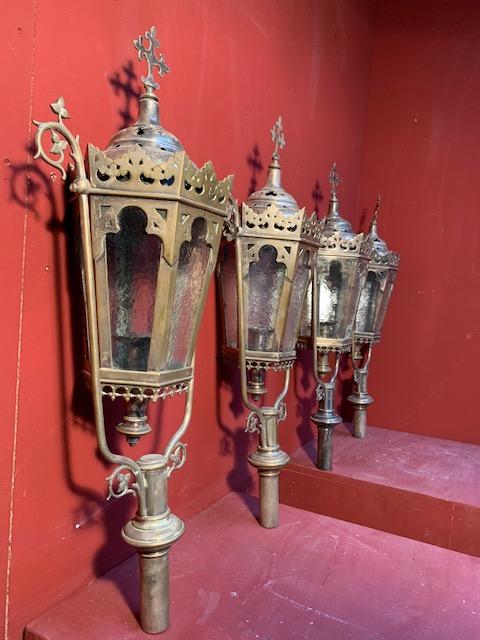 4 Gothic - Style Lanterns Could Be Polished