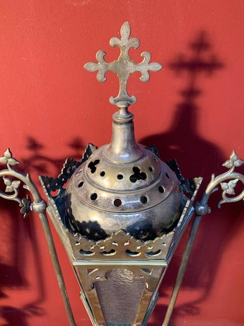 4 Gothic - Style Lanterns Could Be Polished