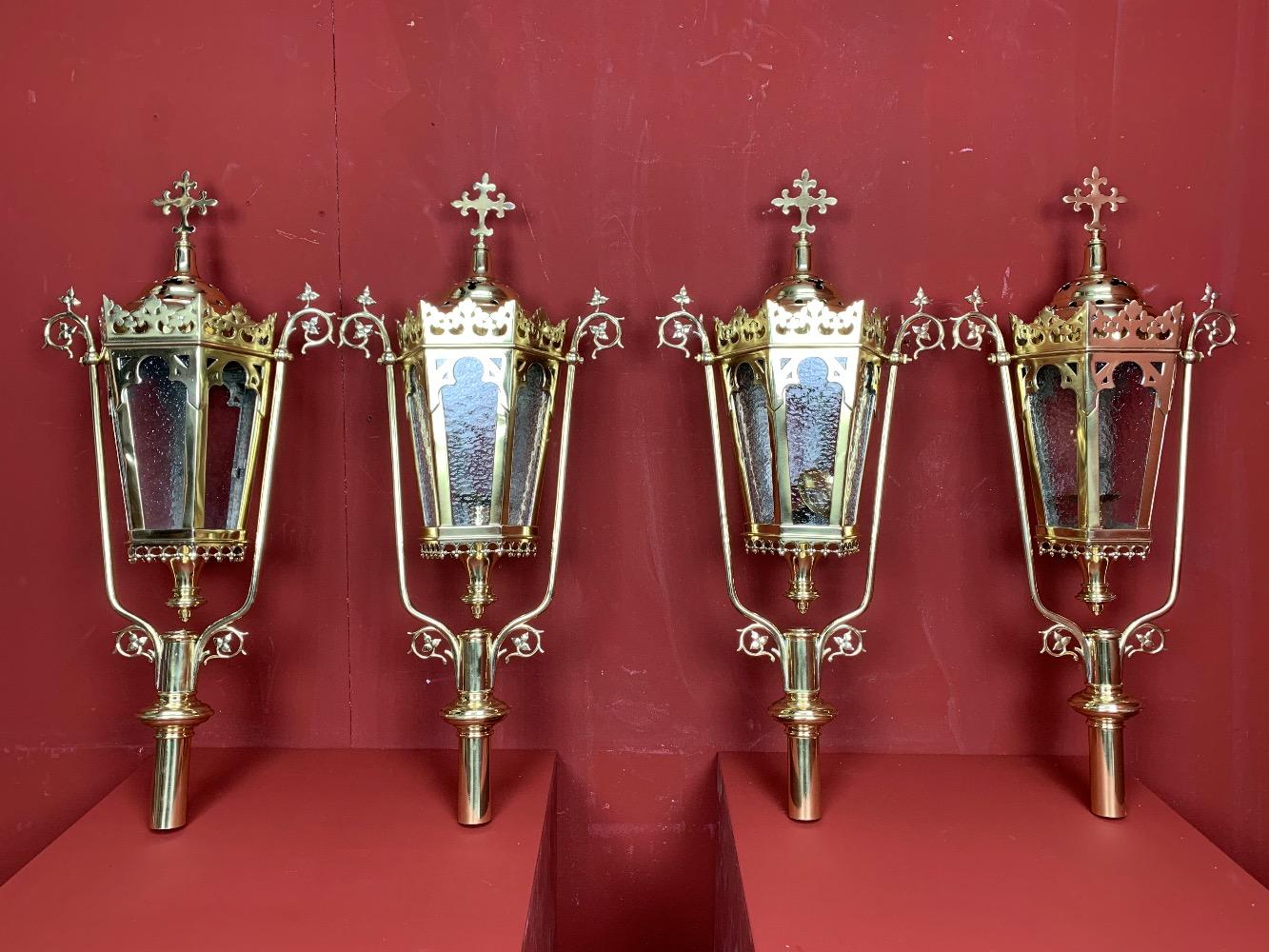 4 Gothic - Style Matching Lanterns