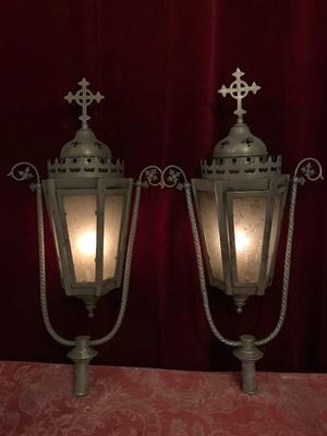 Matching Lanterns Could Be Cleaned And Polished style Gothic - style en Brass / Bronze / Silvered - Plated, Belgium 19th century