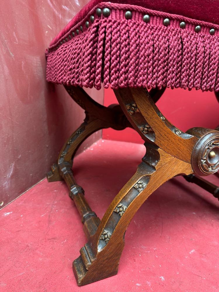 4 Gothic - Style Set Of Priest Altar - Seats